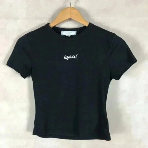 Short Sleeve QUEEN Ribbed T-Shirt SMALL - Picture 1 of 8